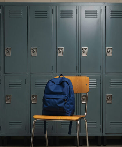 backpack-chair-school-locker-room11
